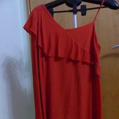 Sublime Blouse Asymétrique SISLEY rouge corail – Taille L (8€)